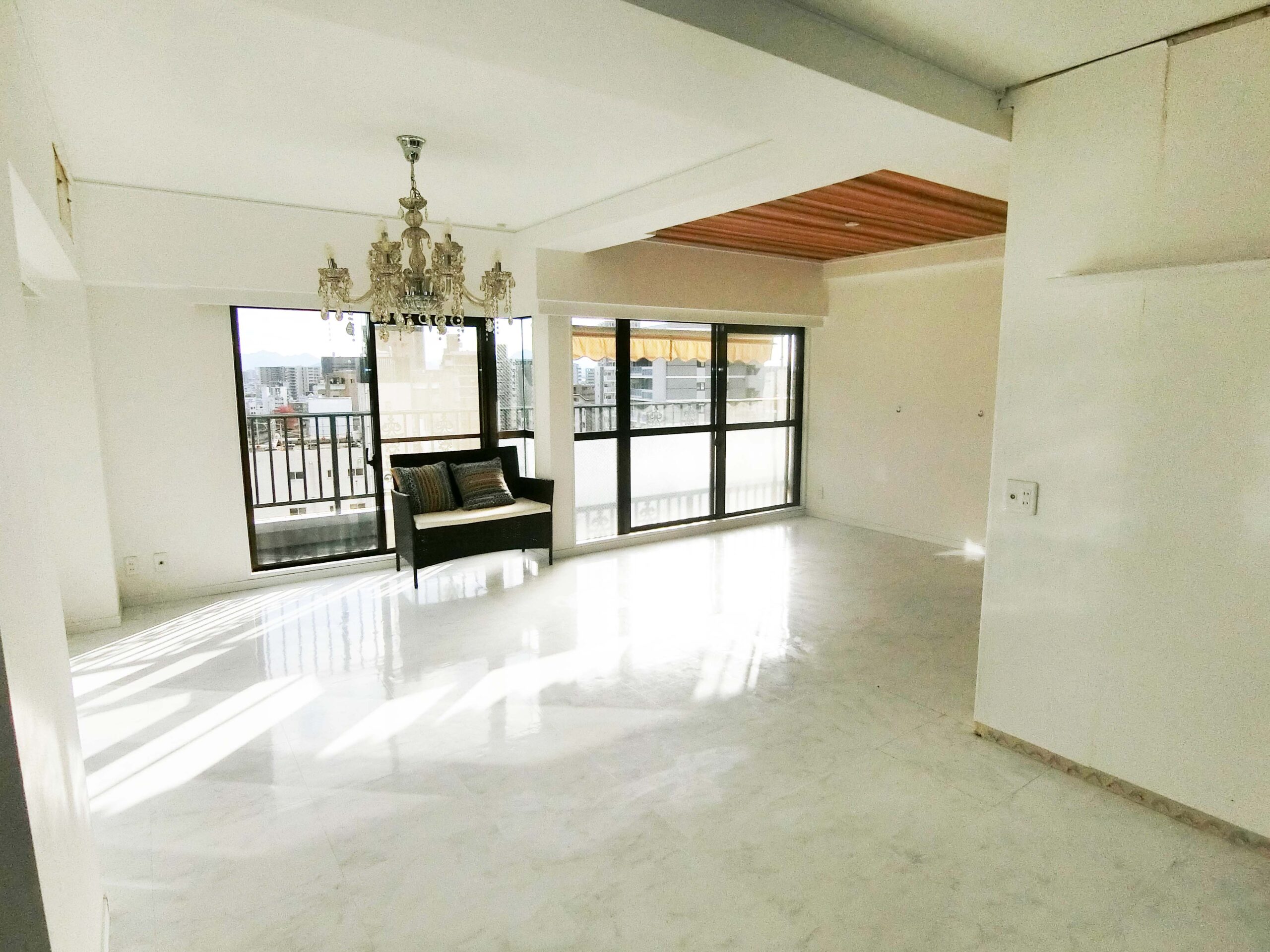 ライオンズマンション京橋川公園　14階