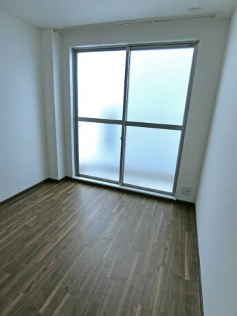 中区三川町　オセアンビル