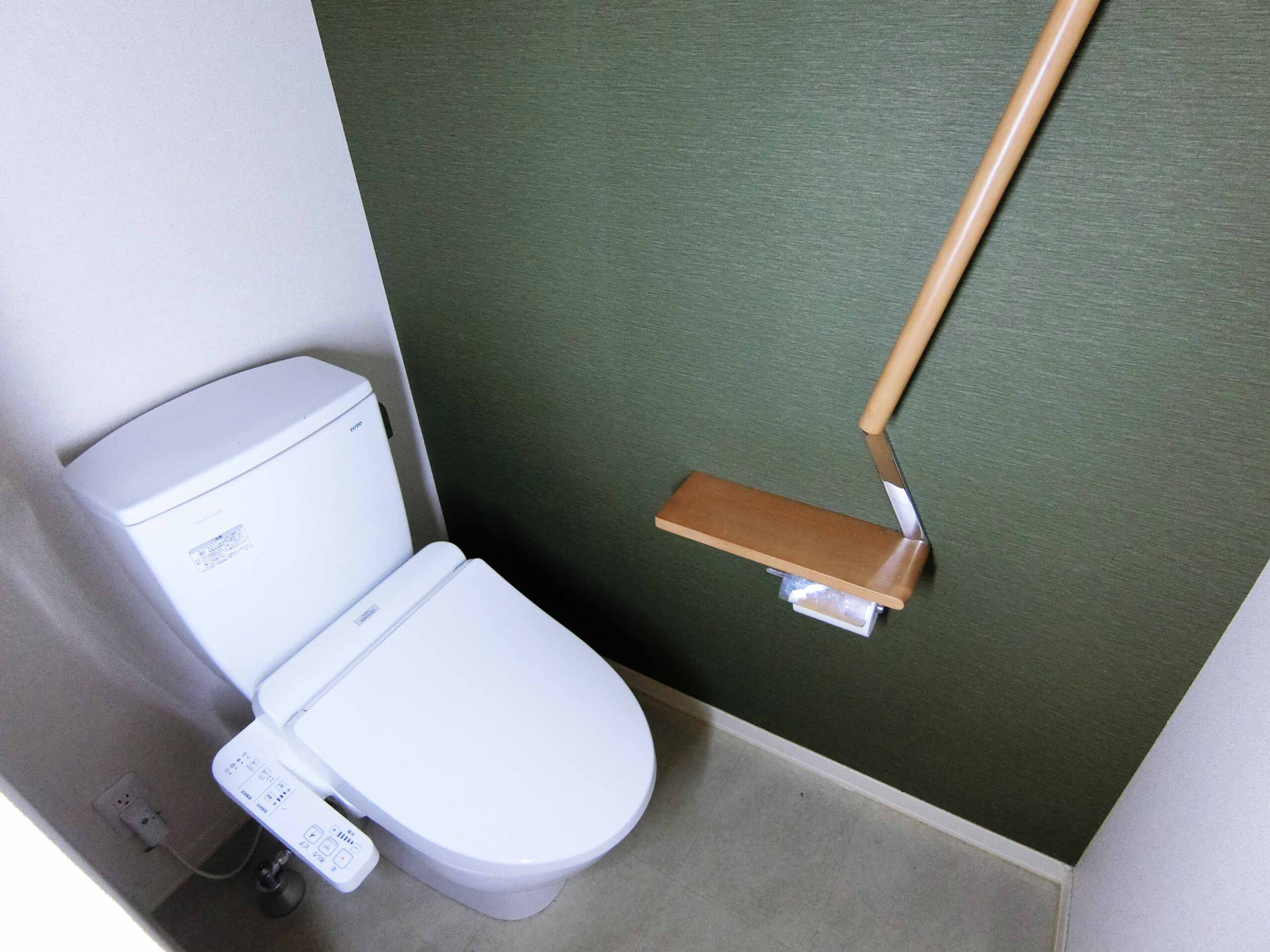 中区宝町　リビエーヌⅡ 201号