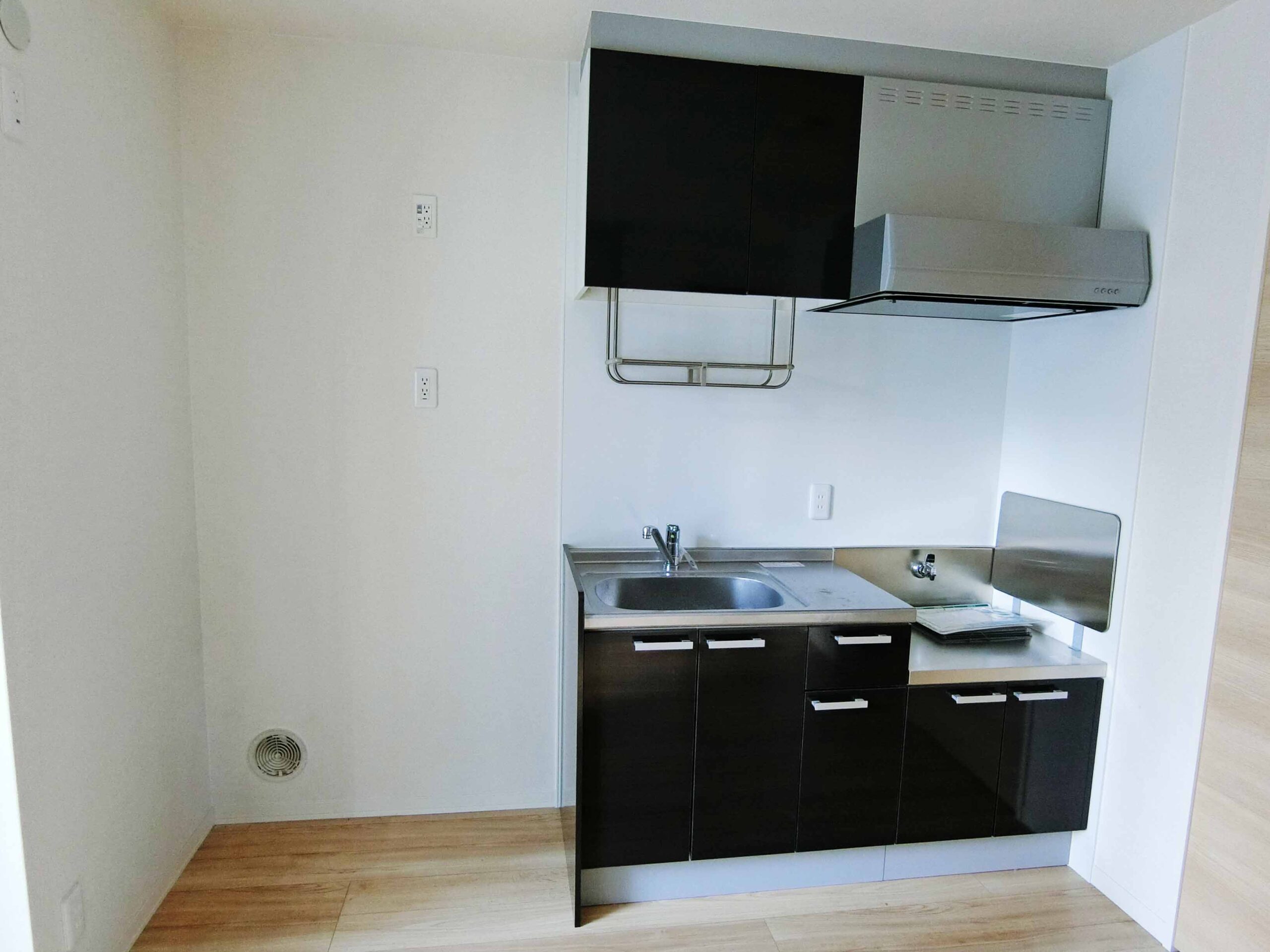 中区宝町　リビエーヌⅡ 201号